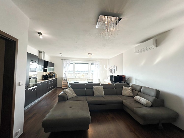 Pronájem bytu 3+kk 103 m² - foto 5