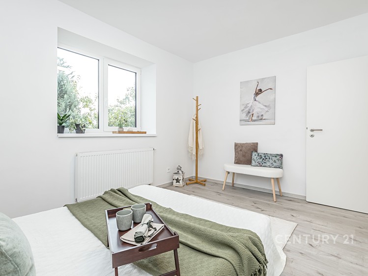 Prodej  rodinného domu 240 m², pozemek 983 m² - foto 4