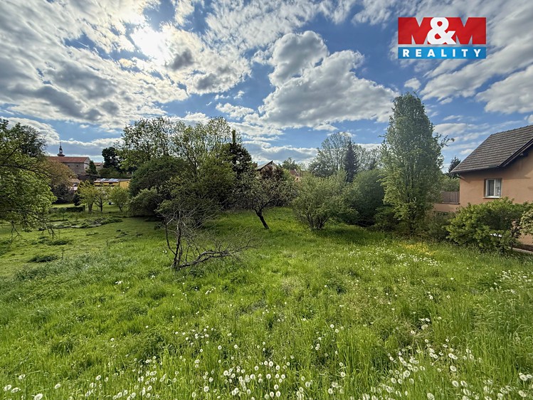 Prodej  stavebního pozemku 1 095 m² - foto 8