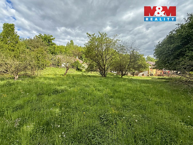 Prodej  stavebního pozemku 1 095 m² - foto 5
