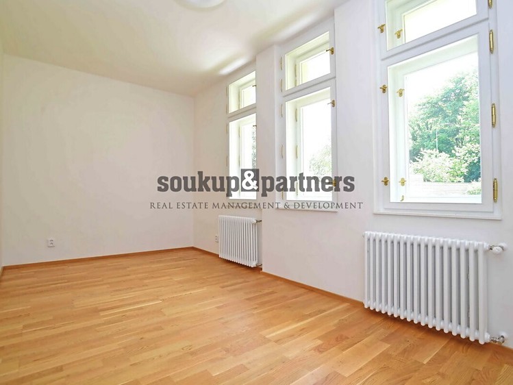 Pronájem bytu 3+kk 72 m² - foto 8