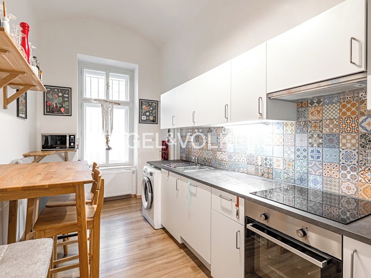 Prodej bytu 2+1 68 m² - foto 2