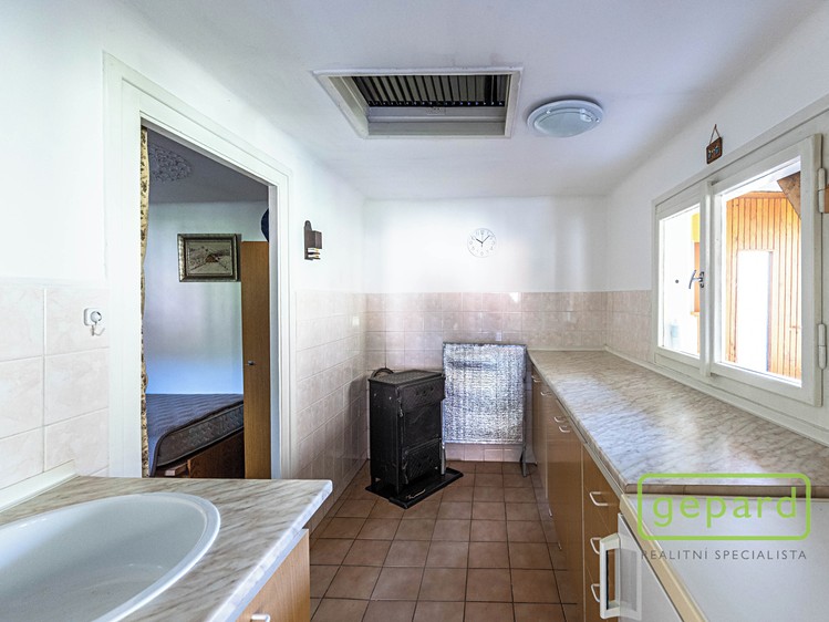 Prodej chaty 45 m², pozemek 308 m² - foto 5