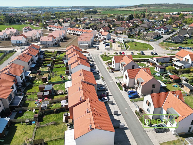 Prodej rodinného domu 100 m², pozemek 184 m² - foto 8