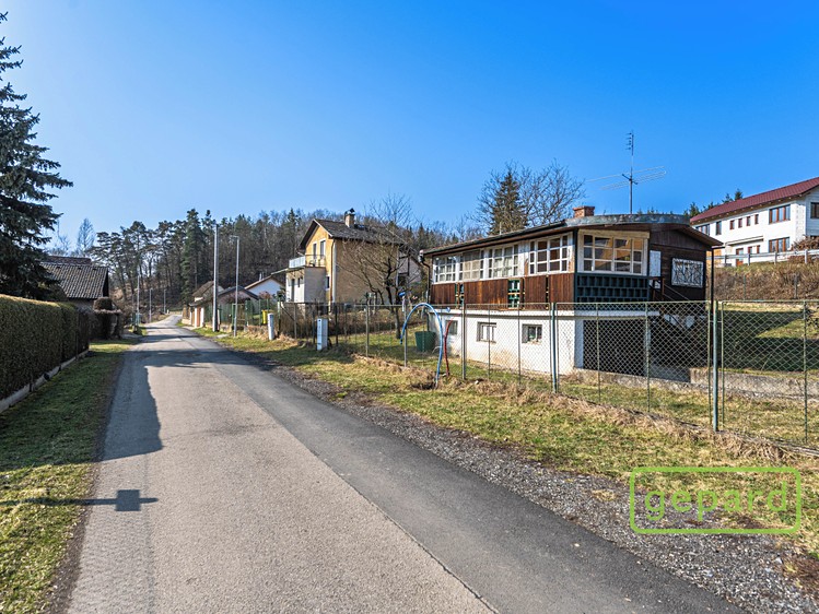 Prodej stavebního pozemku 830 m² - foto 8