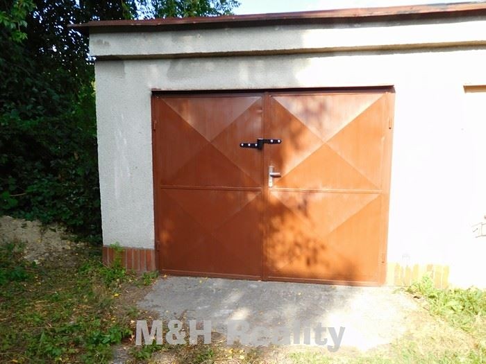 Pronájem garáže 18 m² - foto 1