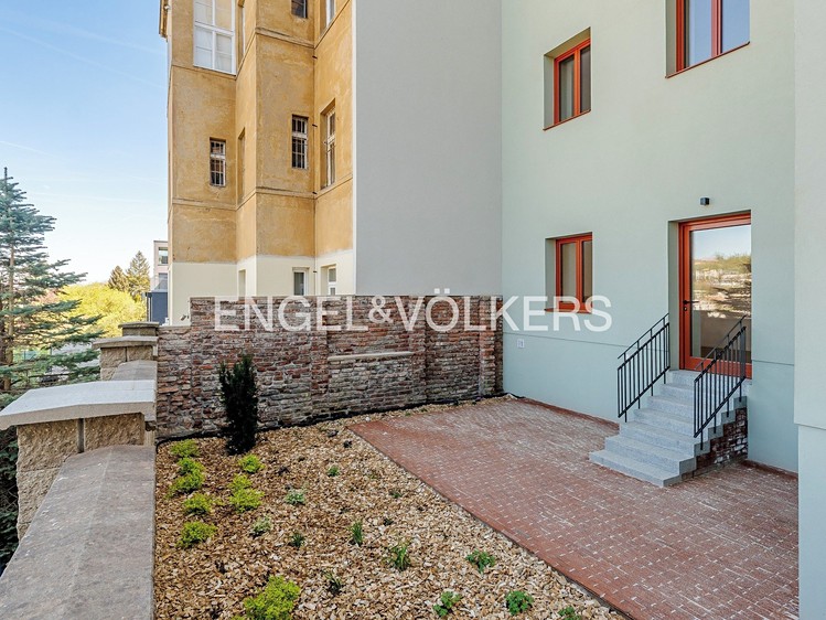 Pronájem bytu 2+kk 49 m² - foto 3
