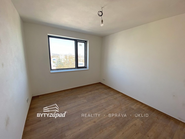 Pronájem bytu 3+kk 84 m² (Jednopodlažní) - foto 5