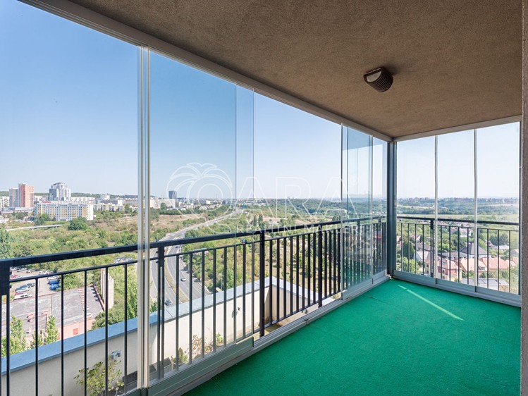 Pronájem bytu 4+kk 95 m² (Jednopodlažní) - foto 4