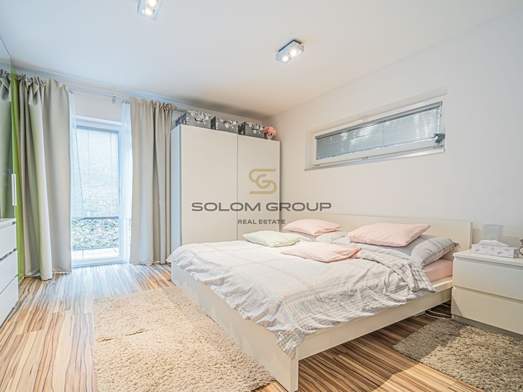 Prodej rodinného domu 250 m², pozemek 772 m² - foto 8