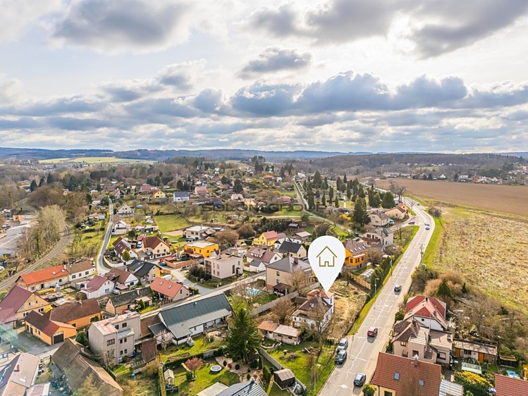 Prodej rodinného domu 127 m², pozemek 986 m² - foto 2