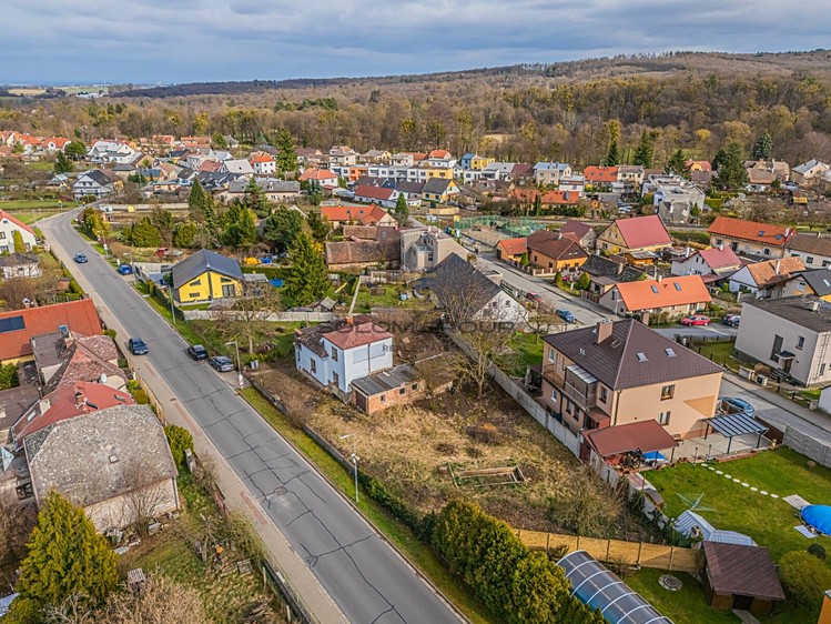 Prodej rodinného domu 127 m², pozemek 986 m² - foto 8