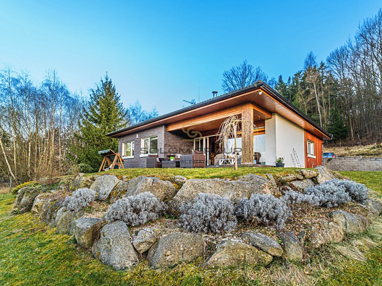 Prodej rodinného domu 155 m², pozemek 1 713 m² - foto 8