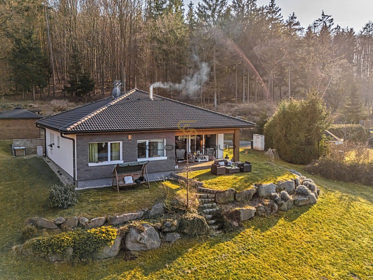 Prodej rodinného domu 155 m², pozemek 1 713 m² - foto 6