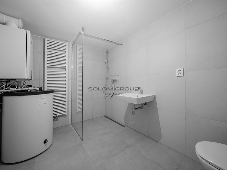 Prodej rodinného domu 195 m², pozemek 145 m² - foto 8