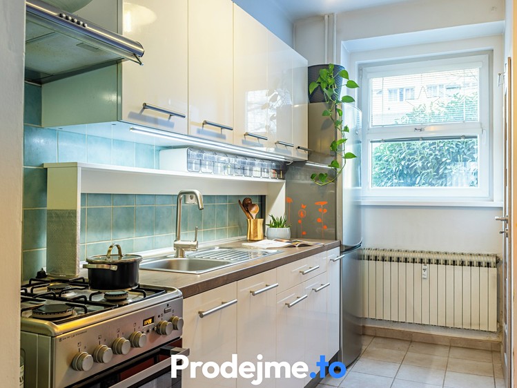 Prodej bytu 2+1 55 m² (Jednopodlažní) - foto 2