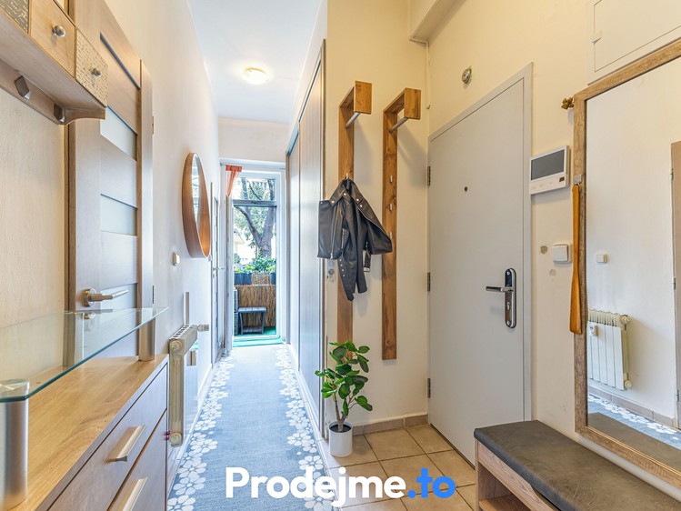 Prodej bytu 2+1 55 m² (Jednopodlažní) - foto 3