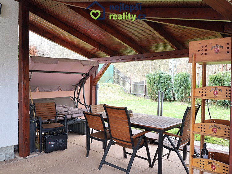 Prodej rodinného domu 450 m², pozemek 1 561 m² - foto 5