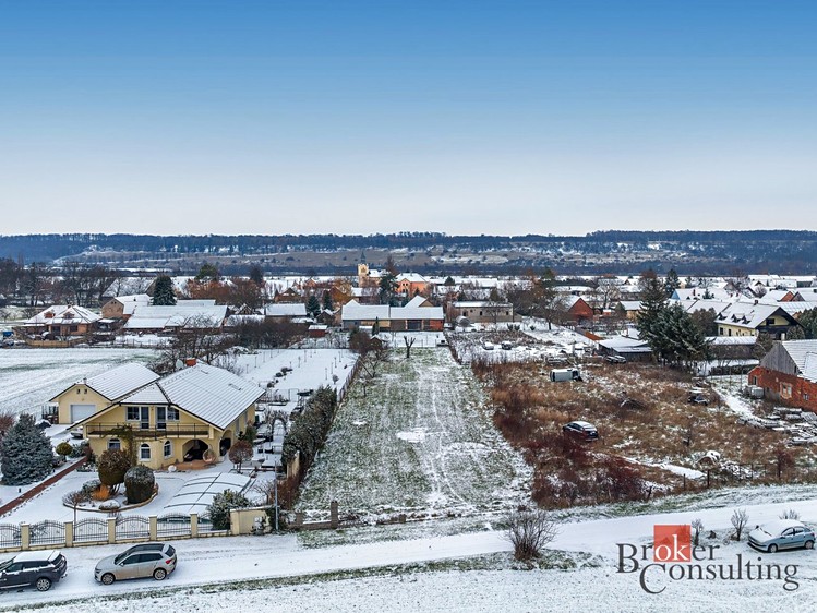 Prodej stavebního pozemku 1 611 m² - foto 4