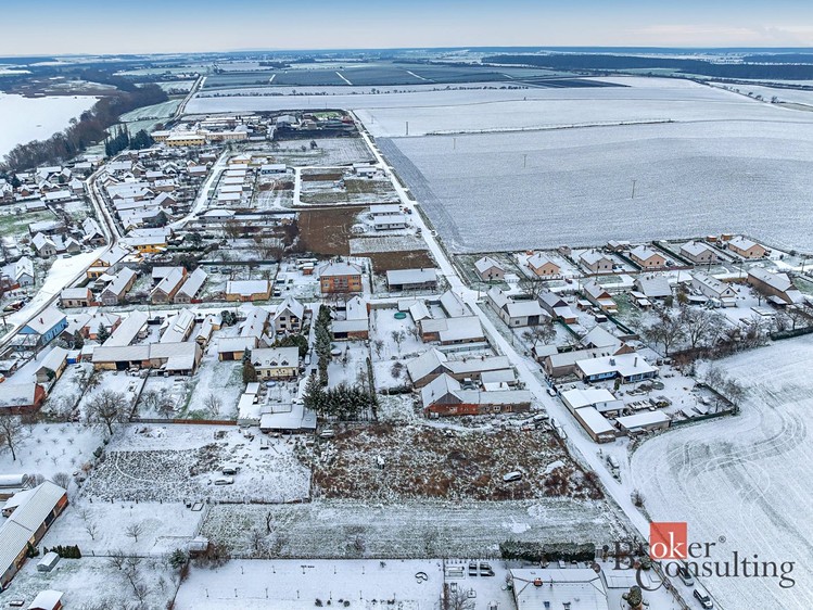 Prodej stavebního pozemku 1 611 m² - foto 6