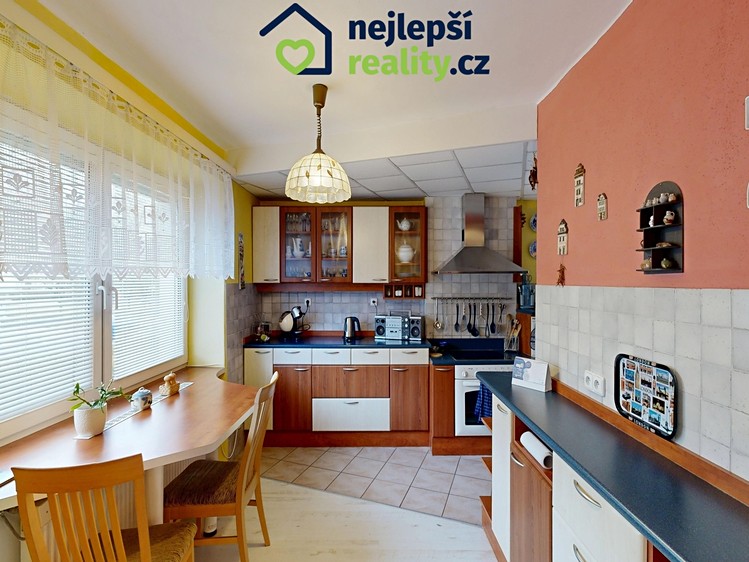 Prodej bytu 4+1 107 m² (Jednopodlažní) - foto 4
