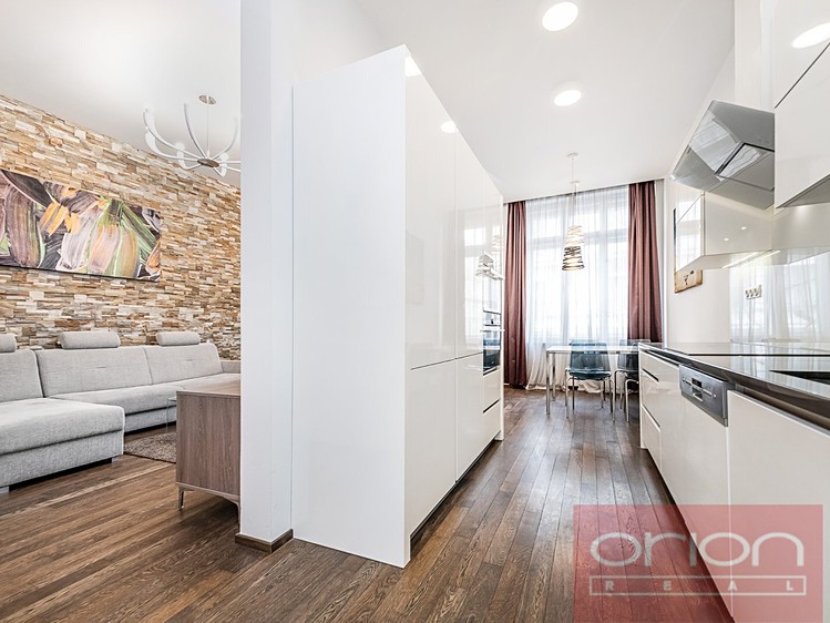 Prodej bytu 2+1 71 m² - foto 3