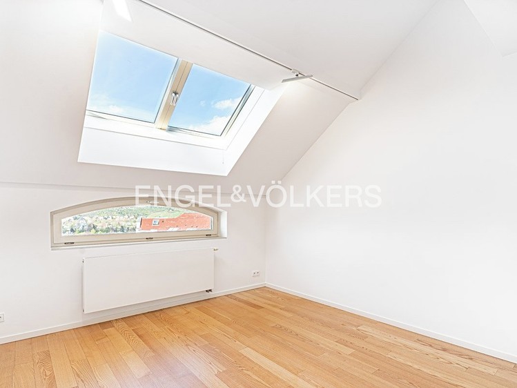 Pronájem bytu 3+1 130 m² - foto 4