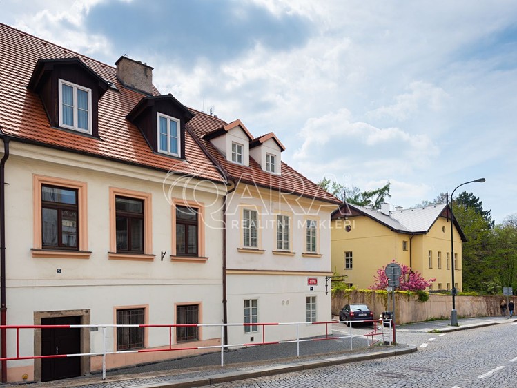 Pronájem bytu 2+kk 75 m² (Jednopodlažní) - foto 3
