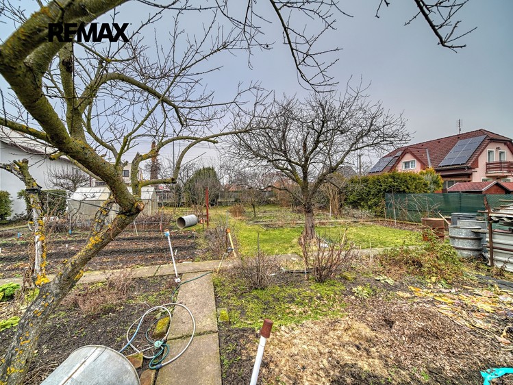 Prodej stavebního pozemku 520 m² - foto 4