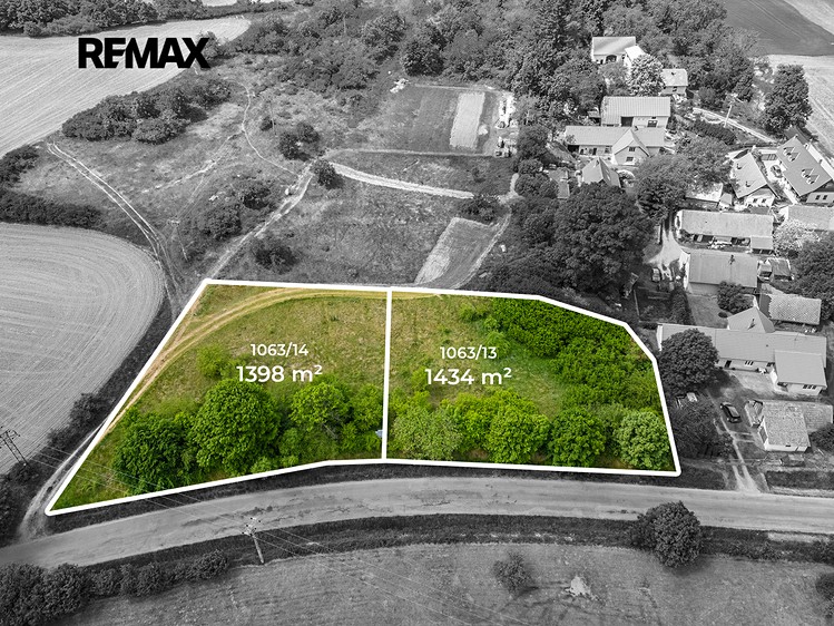 Prodej stavebního pozemku 1 434 m² - foto 1