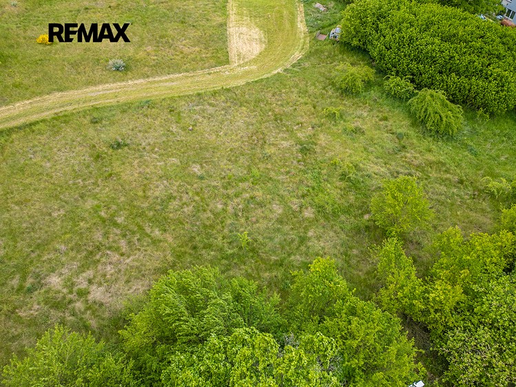 Prodej stavebního pozemku 1 398 m² - foto 5