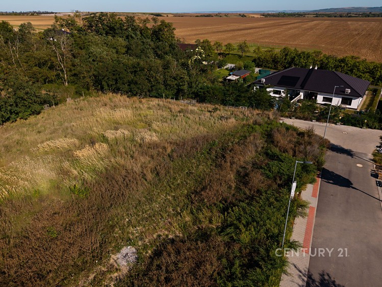 Prodej stavebního pozemku 941 m² - foto 3