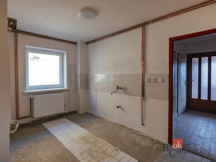 Prodej rodinného domu 110 m², pozemek 277 m² - foto 6