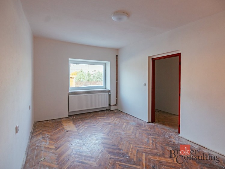 Prodej rodinného domu 110 m², pozemek 277 m² - foto 4