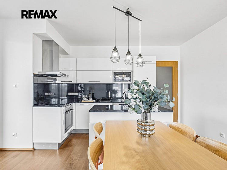 Prodej bytu 3+kk 77 m² - foto 4