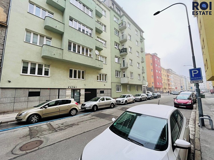 Pronájem bytu 1+1 40 m² - foto 2