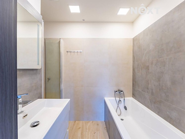 Pronájem bytu 3+1 77 m² - foto 8