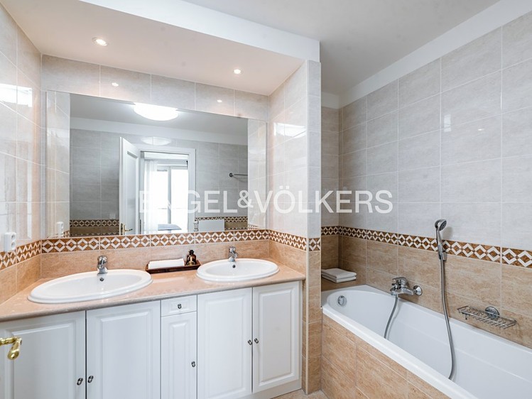 Prodej bytu 2+kk 71 m² - foto 8