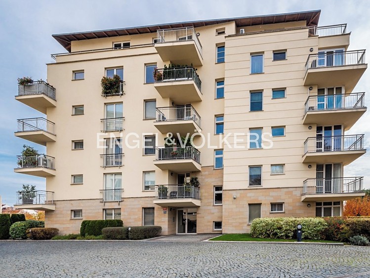 Prodej bytu 2+kk 71 m² - foto 3