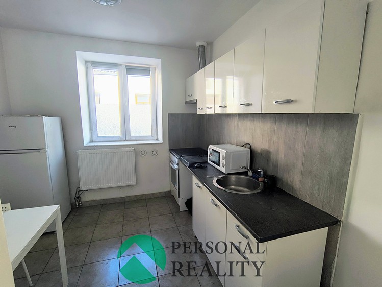 Prodej bytu 1+1 28 m² (Loft) - foto 3