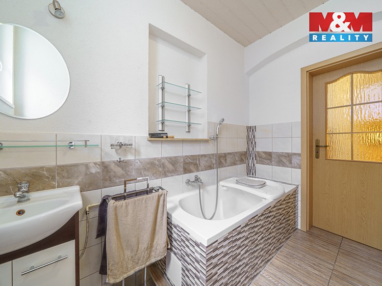 Prodej  rodinného domu 127 m², pozemek 388 m² - foto 7
