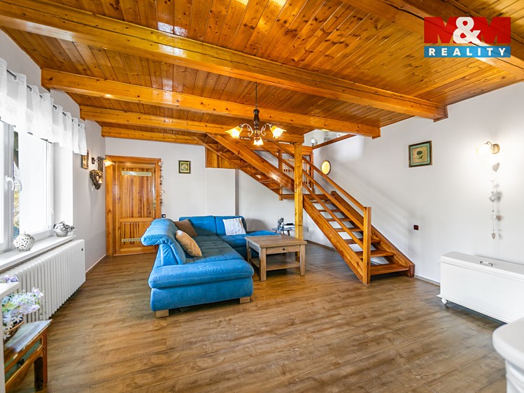 Prodej  rodinného domu 180 m², pozemek 1 317 m² - foto 5