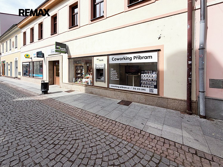 Pronájem obchodního prostoru 31 m² - foto 1