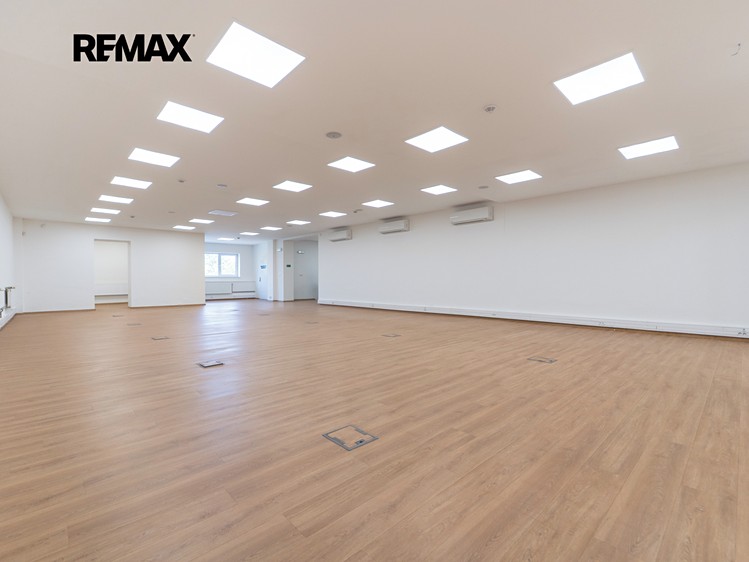 Pronájem obchodního prostoru 661 m² - foto 3