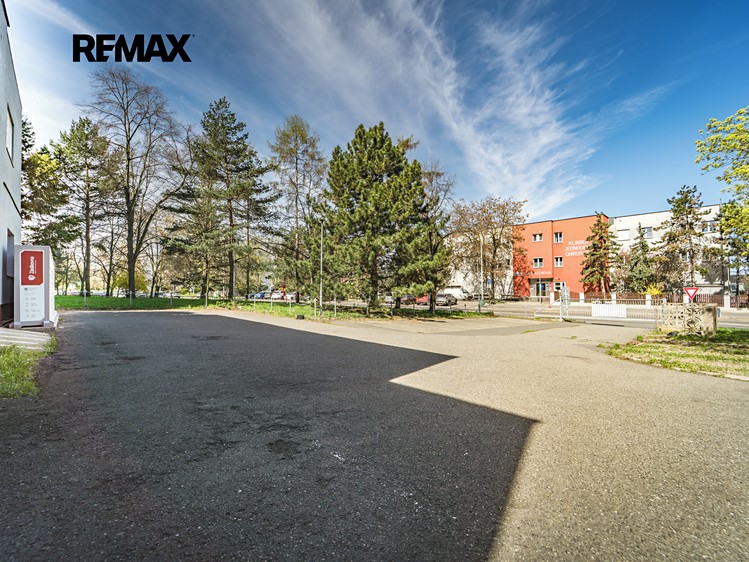 Pronájem obchodního prostoru 661 m² - foto 6