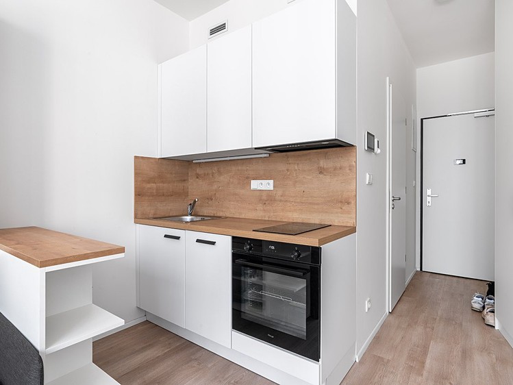 Pronájem bytu 1+kk 21 m² - foto 1