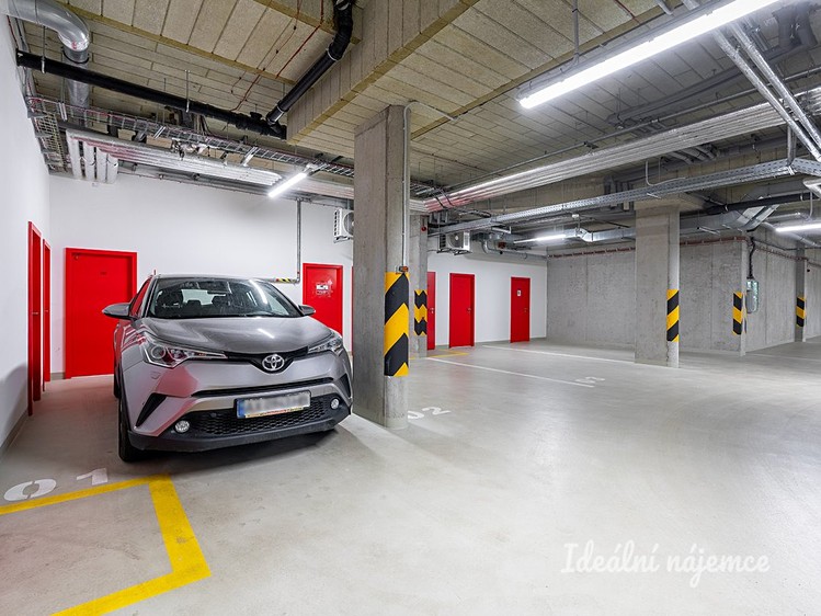 Pronájem bytu 1+kk 21 m² - foto 3