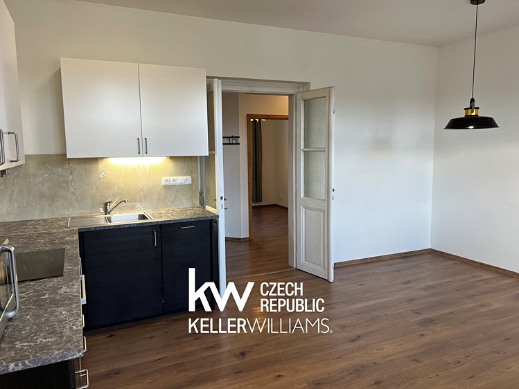 Pronájem bytu 2+kk 47 m² - foto 3