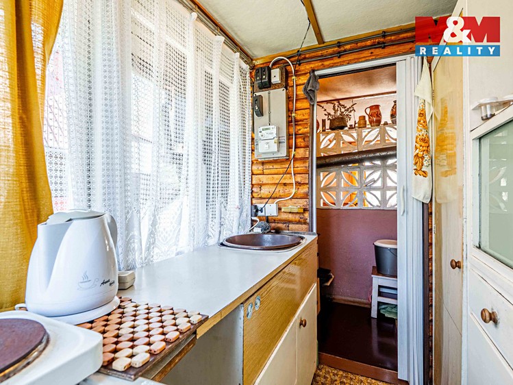 Prodej chaty 32 m², pozemek 454 m² - foto 2