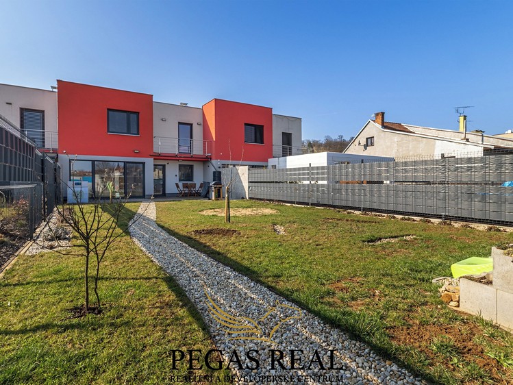 Prodej  rodinného domu 144 m², pozemek 502 m² - foto 7